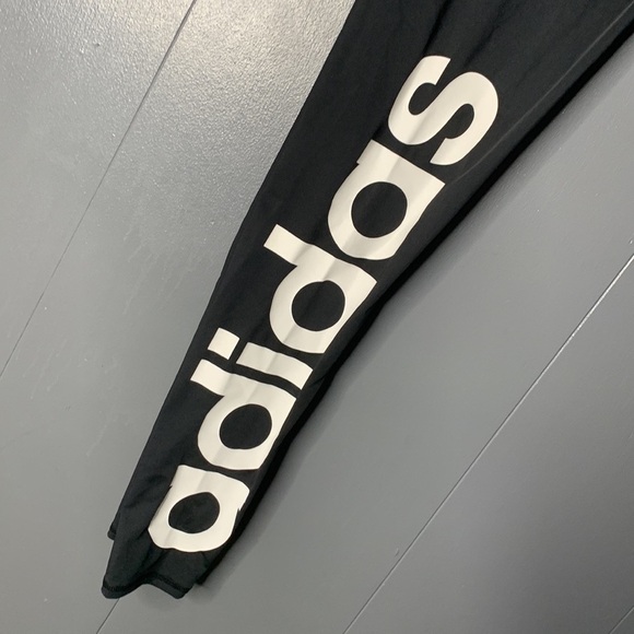 ADIDAS bundle of two leggings - Picture 12 of 16
